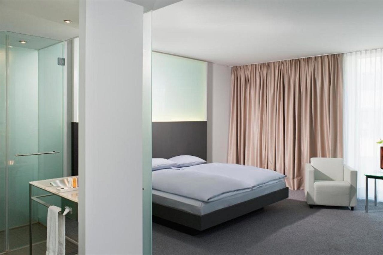 Innside By Melia Duesseldorf Derendorf Bagian luar foto